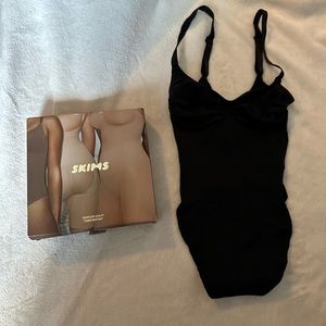 Skims sculpting thong bodysuit with snaps